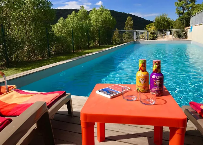 Neues, Modernes Steinchalet Mit Grosser Terrasse Und Pool Bei Rondinara *
