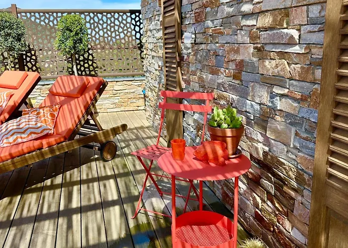 Neues, Modernes Steinchalet Mit Grosser Terrasse Und Pool Bei Rondinara Bonifacio