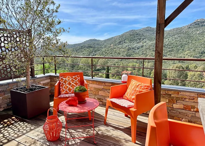 Nyaraló Neues, Modernes Steinchalet Mit Grosser Terrasse Und Pool Bei Rondinara Bonifacio