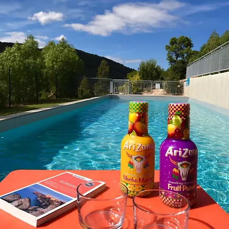 Neues, Modernes Steinchalet Mit Grosser Terrasse Und Pool Bei Rondinara Semesterbostad