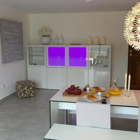 Semesterbostad Neues, Modernes Steinchalet Mit Grosser Terrasse Und Pool Bei Rondinara Bonifacio (Corsica)